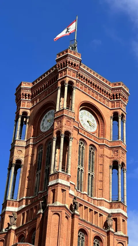 Tornet på Rotes Rathaus i Berlin