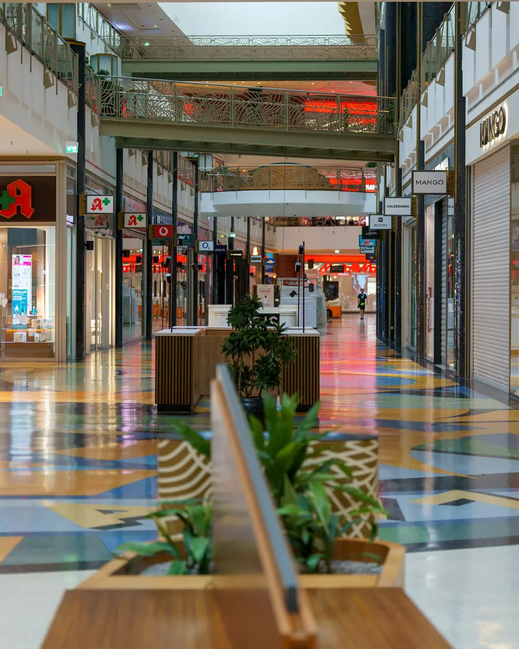 Interiör i ett köpcentrum i Berlin