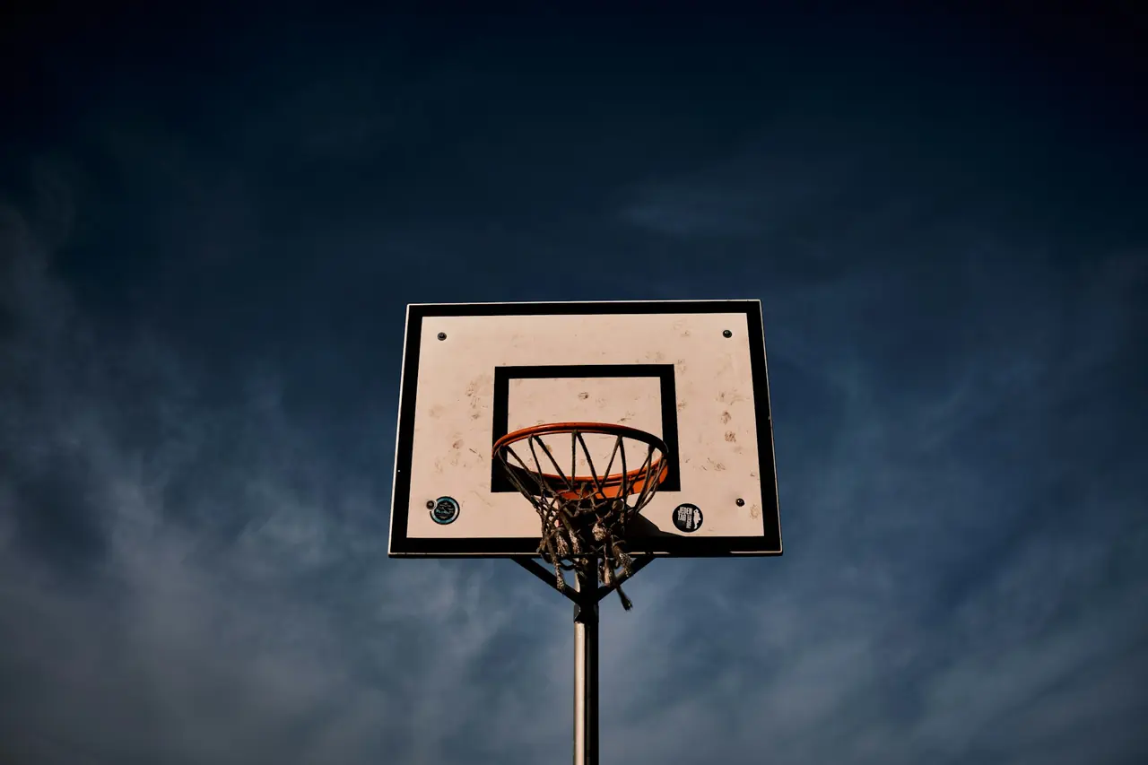 Basketkorg i Tempelhof-Schöneberg i Berlin